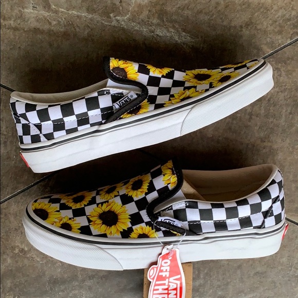 VANS CLASSIC SLIP ON CUSTOM SUNFLOWER/CHECKERBOARD - Picture 14 of 16